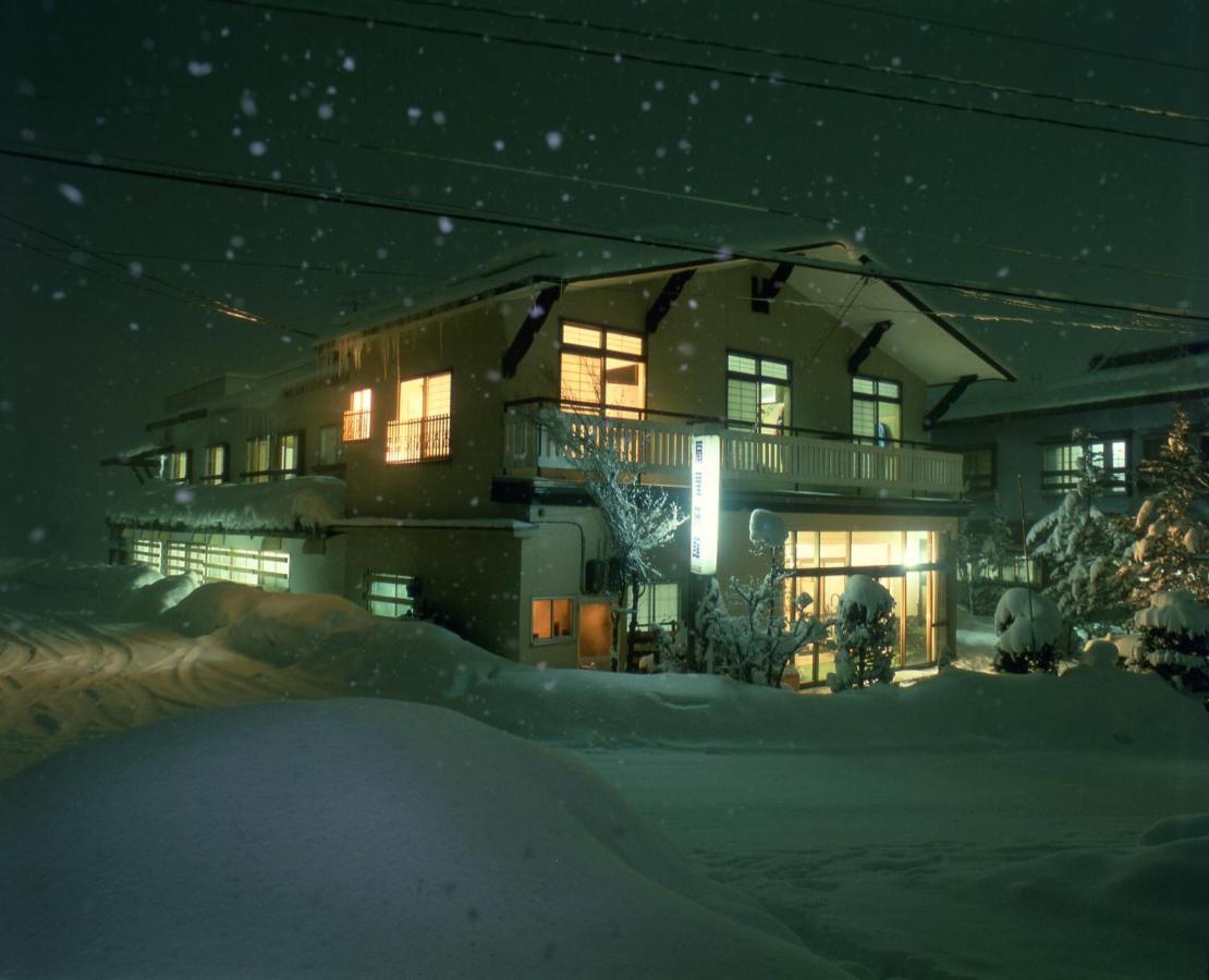 Ougiya Ryokan Hakuba Exteriör bild